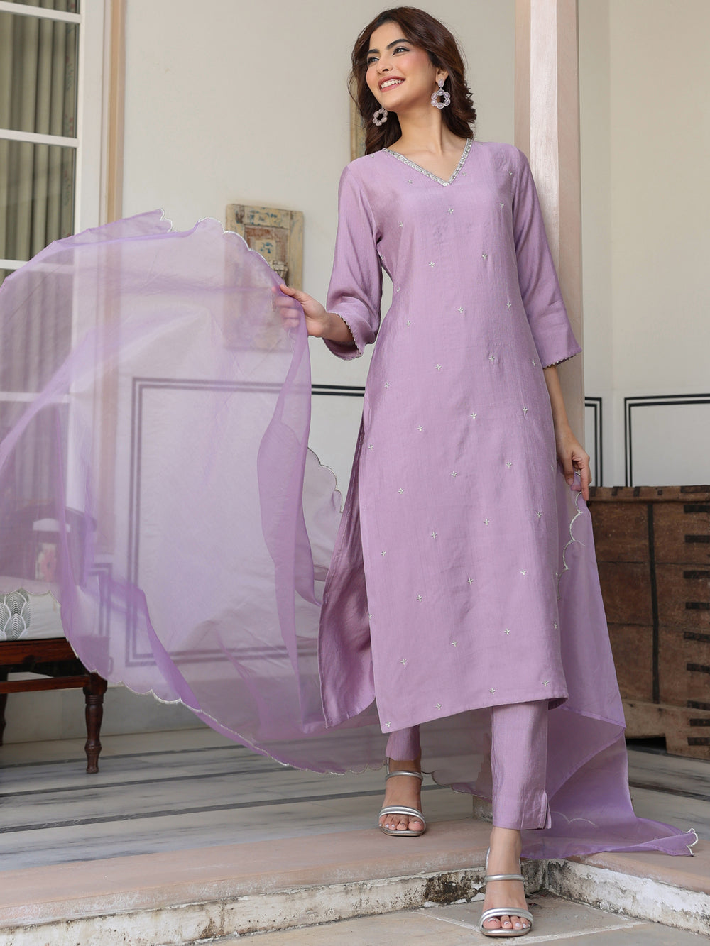 Women Liril Chinon Kurta Set With Pant And Duppata Set main image 0