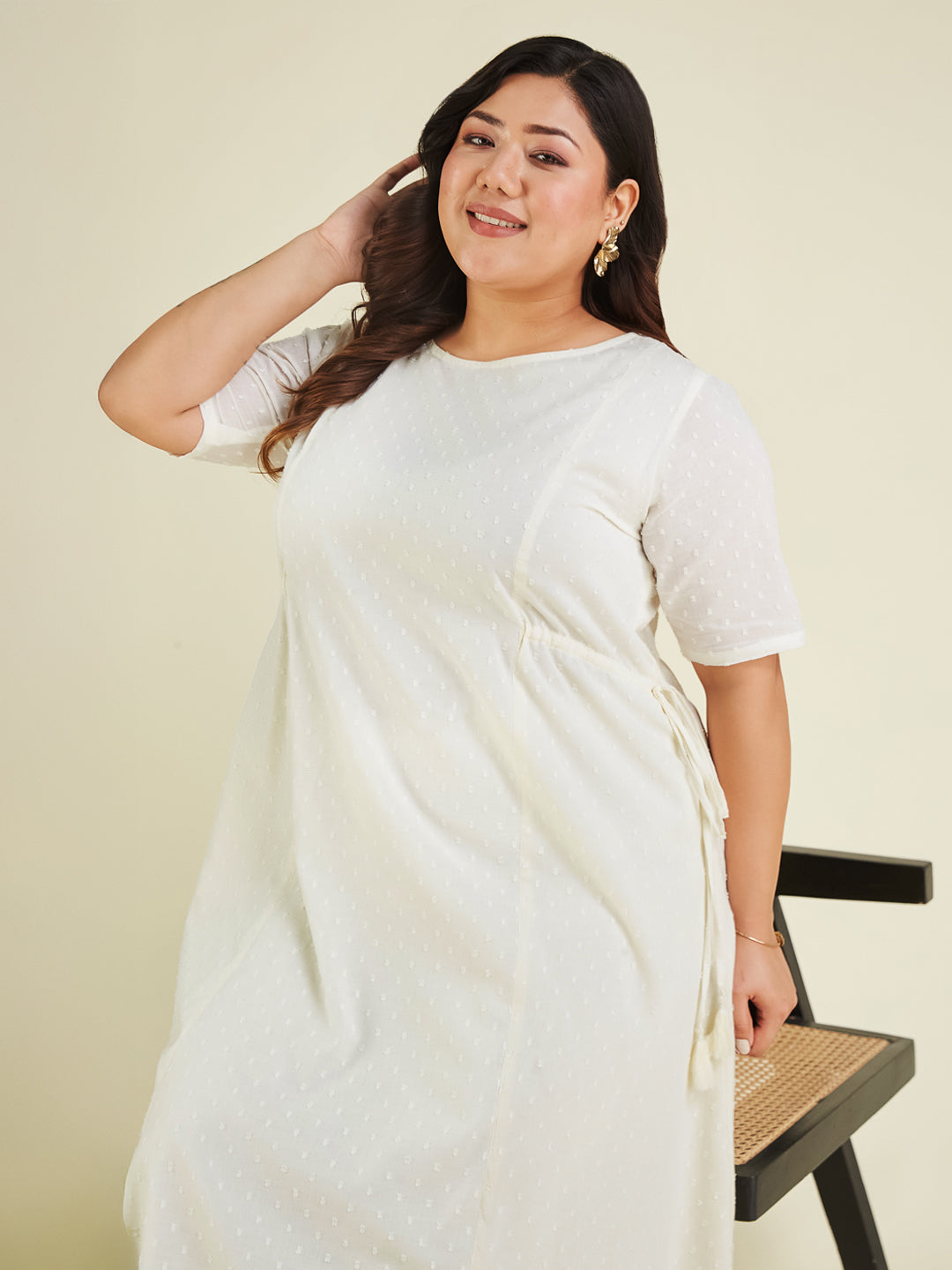 Janasya Women's Plus Size Off White Dobby Pure Cotton Self Design A-line Kurta Pant Set
