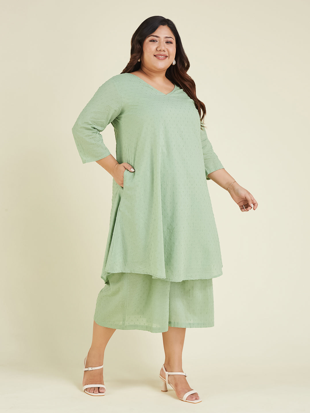 Janasya Women's Plus Size Green Dobby Pure Cotton Solid A-line Kurta Set