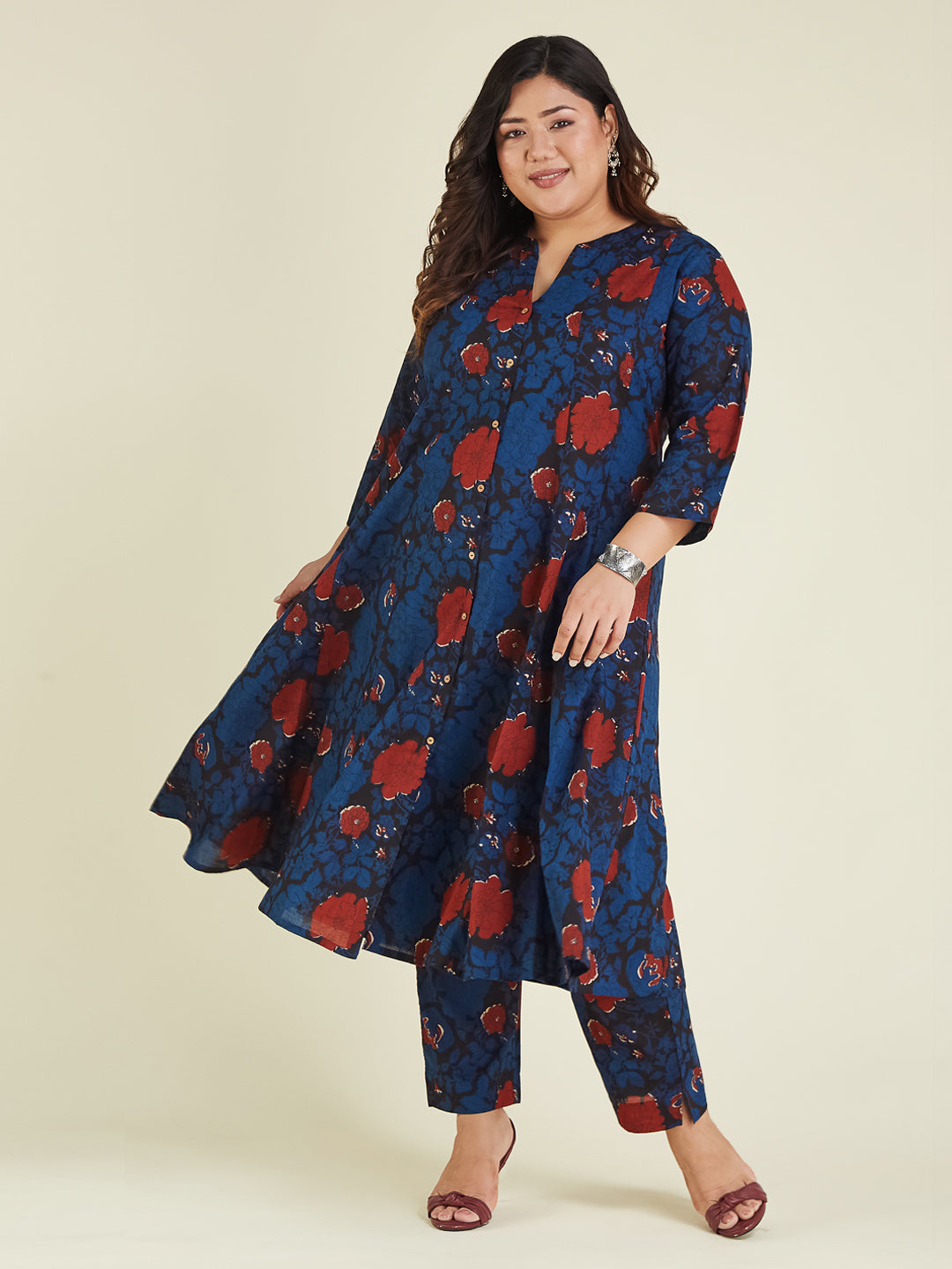 Janasya Women's Plus Size Navy Blue Pure Cotton Floral Printed A-line Kurta Pant Set
