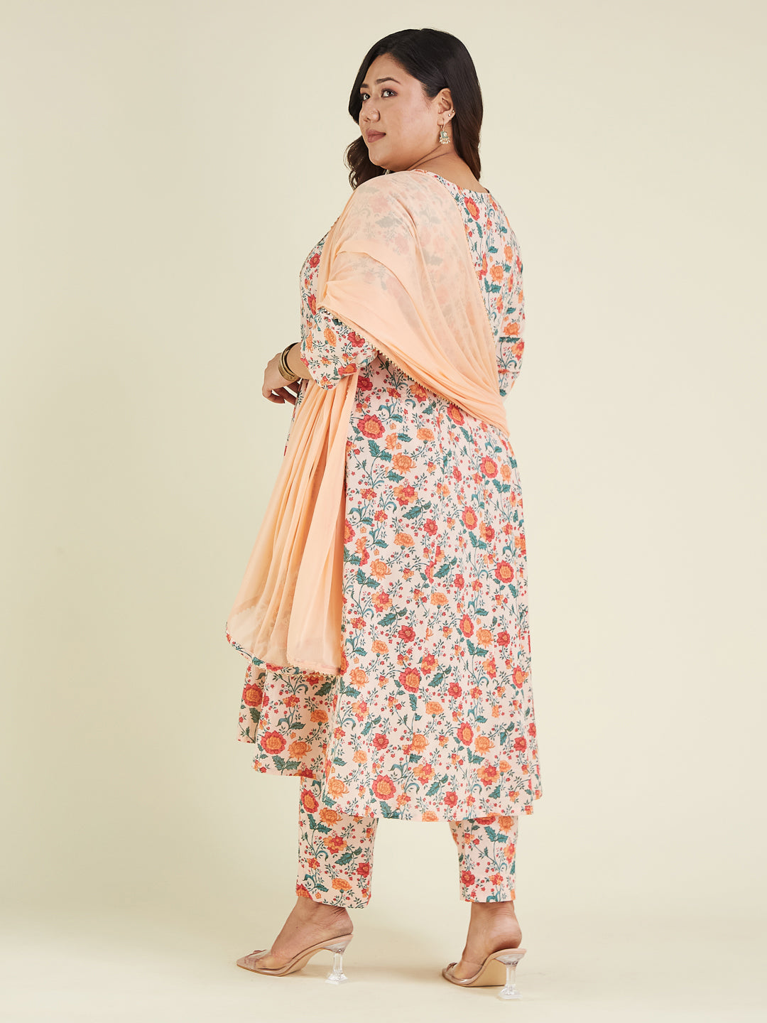 Janasya Women's Plus Size Peach Pure Cotton Floral Printed Zari Embroidered Anarkali Kurta Set