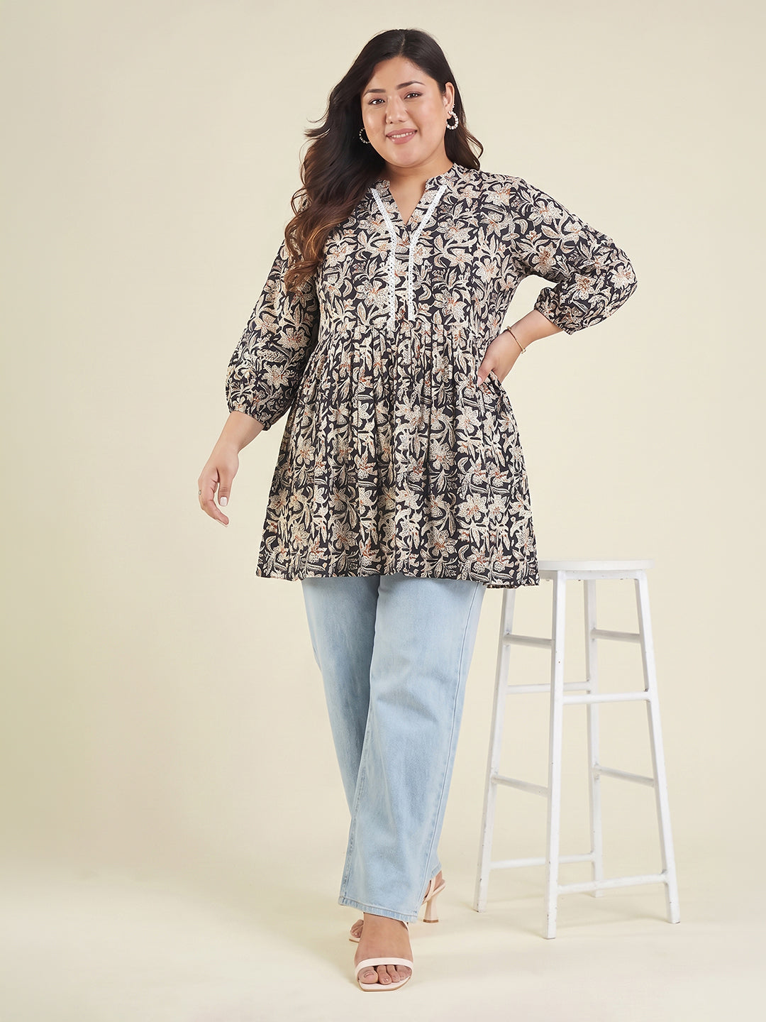 Janasya Women's Plus Size Black Pure Cotton Floral Printed A-Line Tunic