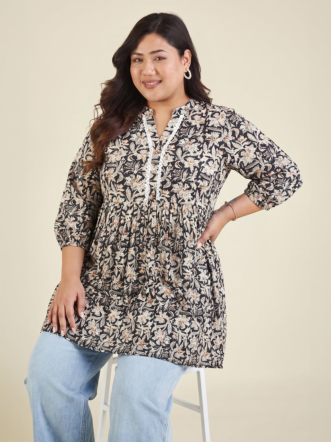 Janasya Women's Plus Size Black Pure Cotton Floral Printed A-Line Tunic