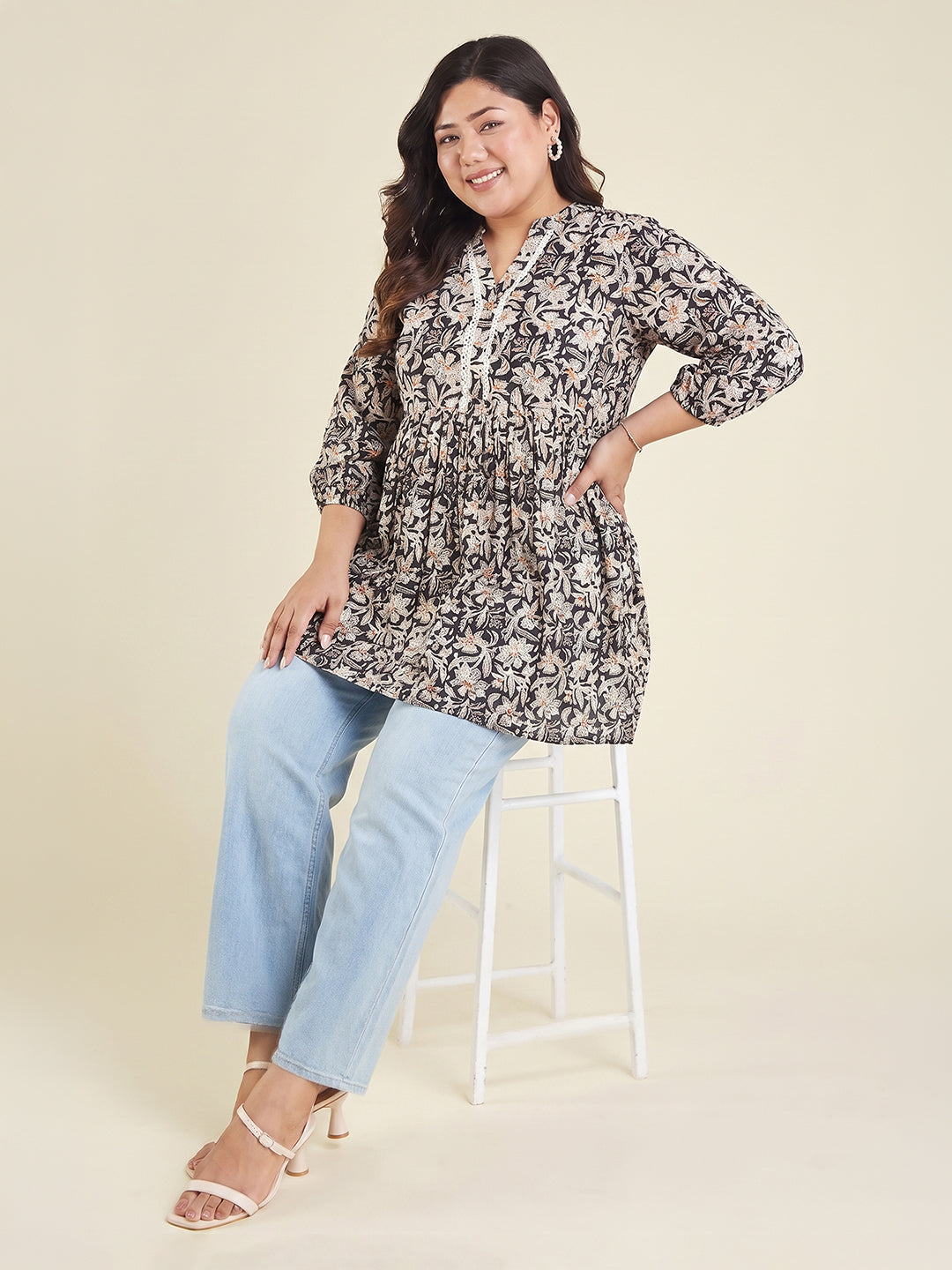 Janasya Women's Plus Size Black Pure Cotton Floral Printed A-Line Tunic