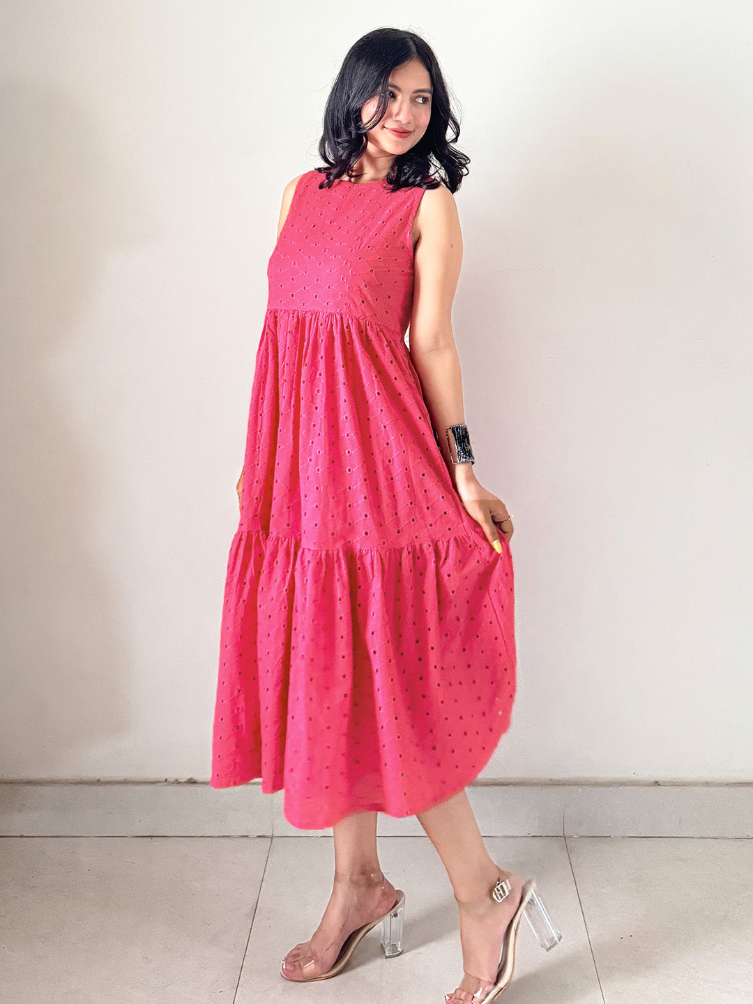 Janasya Women's Pink Pure Cotton Schiffli Tiered Dress Product Video Janasya Women's Pink Pure Cotton Schiffli Tiered Dress Product Video