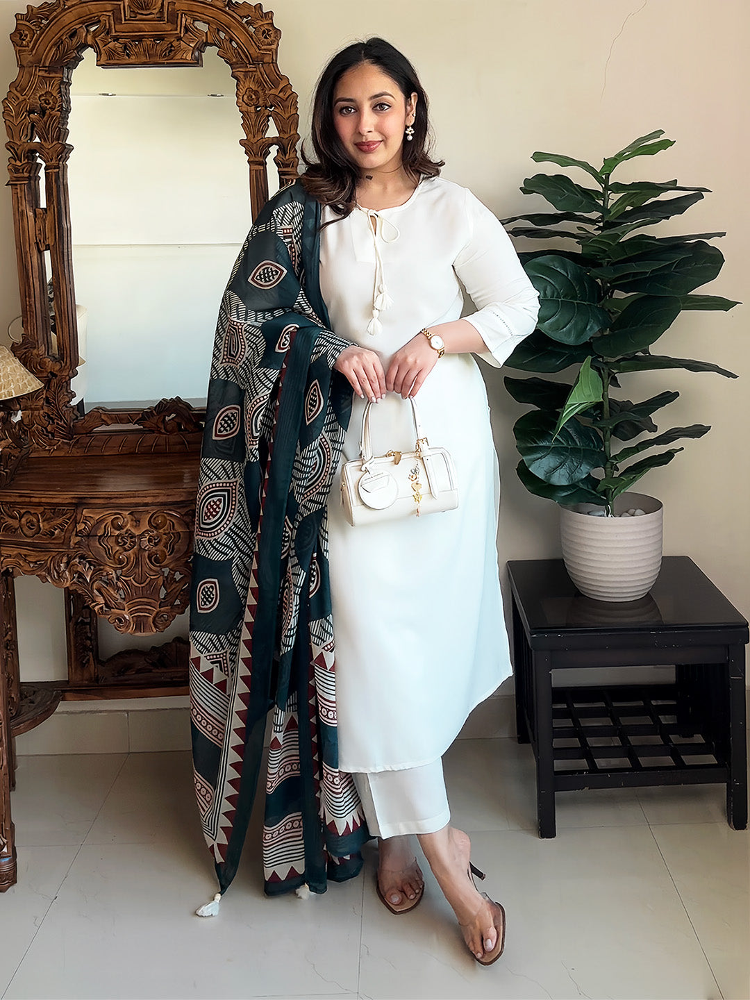 Janasya Women's Off White Rayon Solid Straight Kurta Set