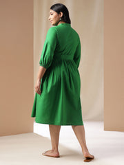 Plus Size Green Poplin Solid Fit & Flare Dress