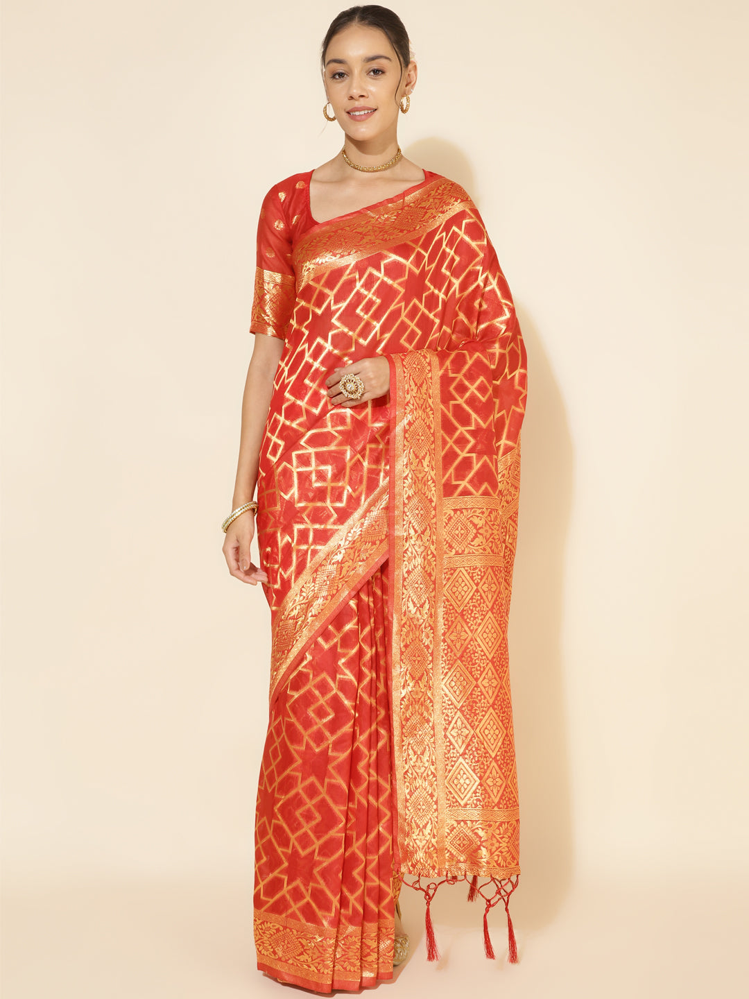 Red Chanderi Silk Woven Geometric Saree with Unstitched Blouse Piece